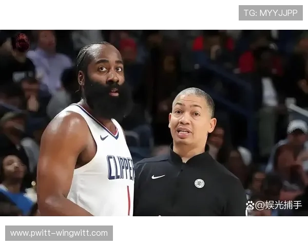 伦纳德批快船挥霍领先詹东伟大