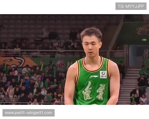 杨鸣卸任辽篮52分止颓赵继伟